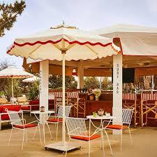 pool bar